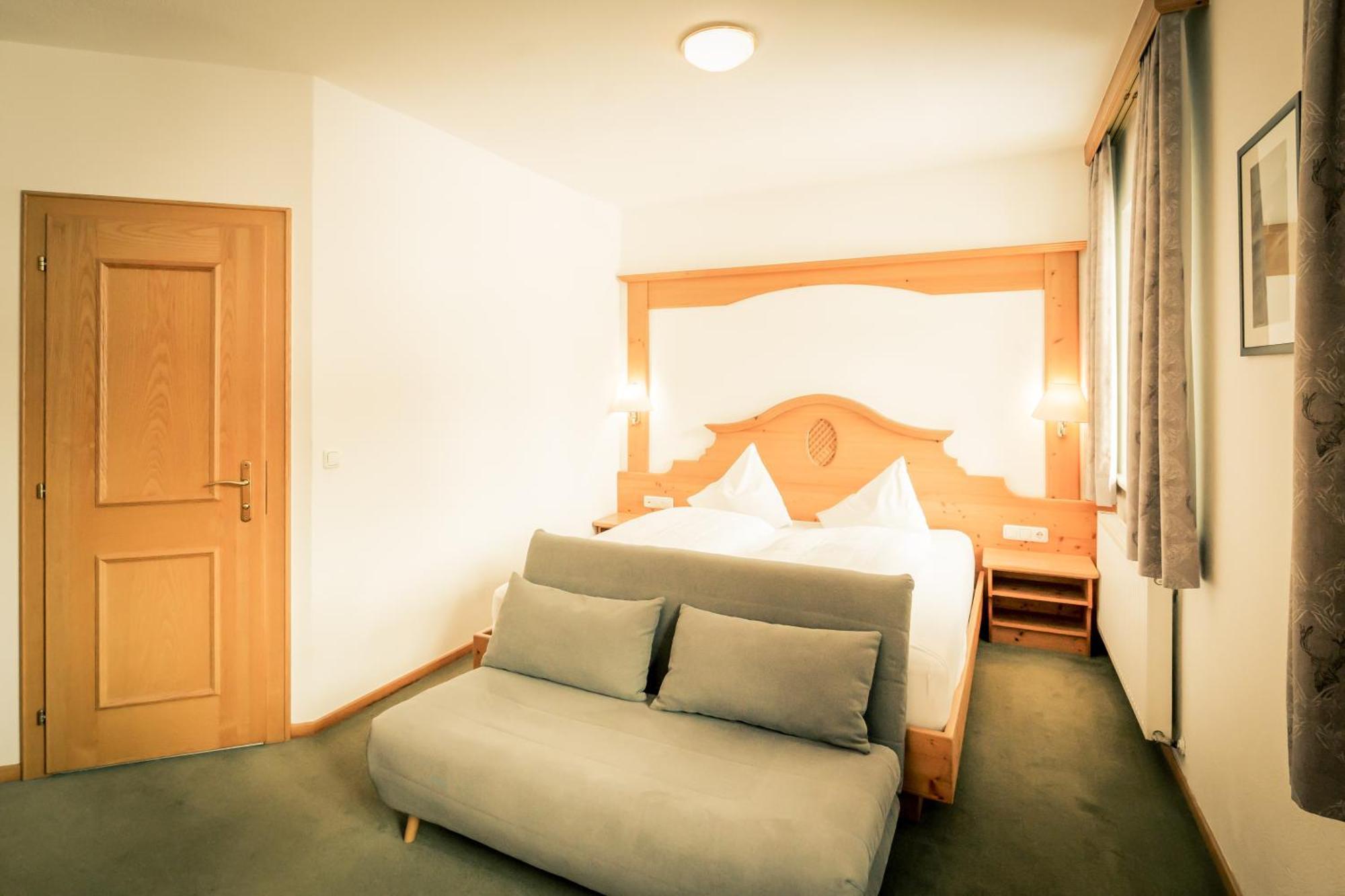 Posthotel Lechtal, Arlberg Holzgau Exterior foto